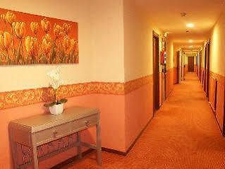 Arrate Hotel Eibar Bagian luar foto