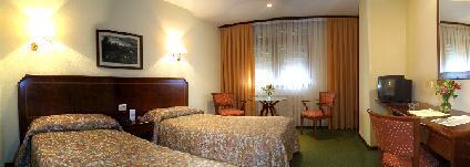 Arrate Hotel Eibar Bagian luar foto
